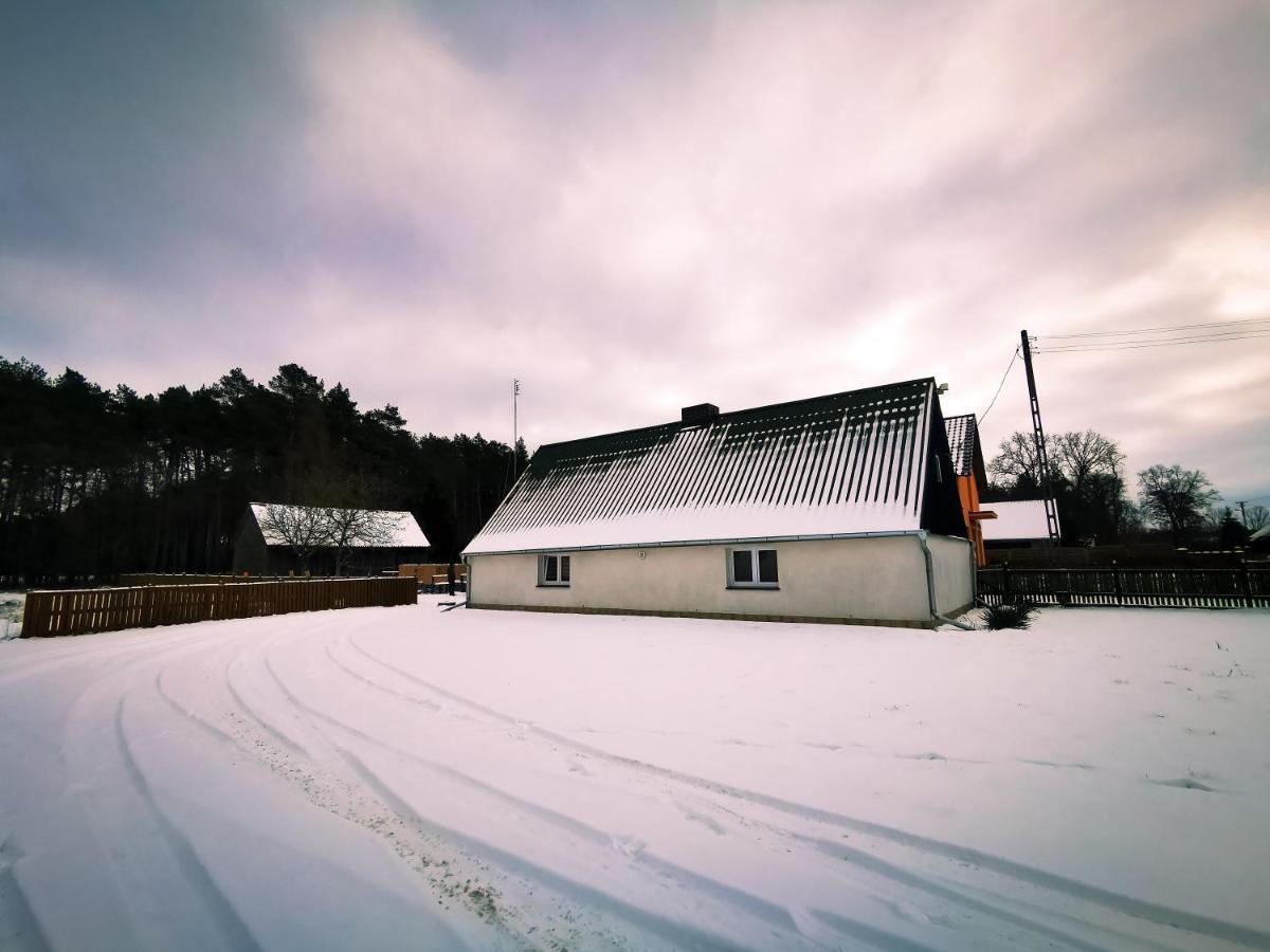 Zielona Chalupa Nowa Tuchorza Buitenkant foto